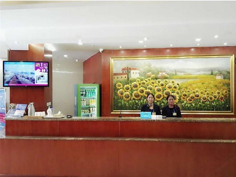 Hanting Express Kunming Stadium Branch Eksteriør billede