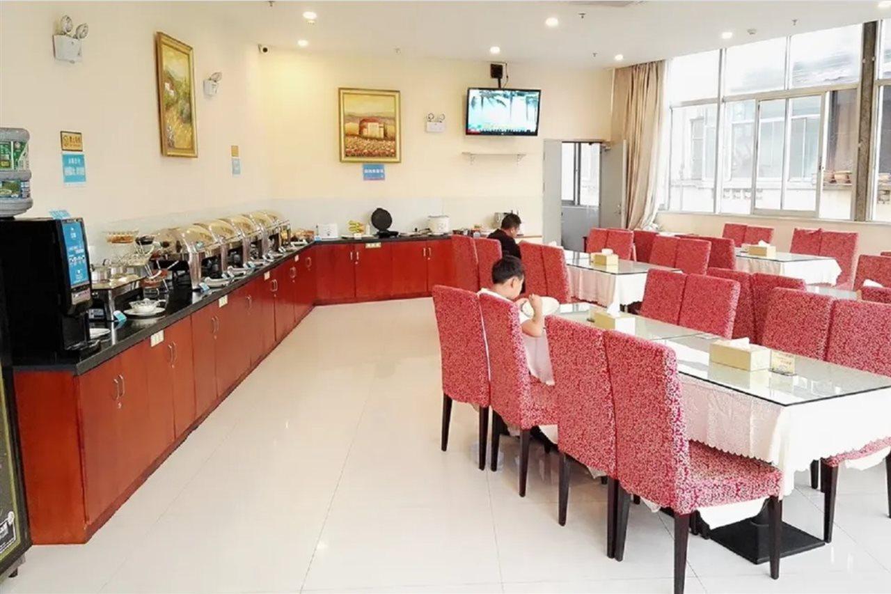 Hanting Express Kunming Stadium Branch Eksteriør billede