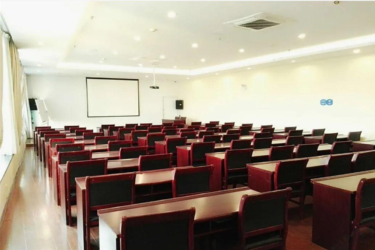 Hanting Express Kunming Stadium Branch Eksteriør billede